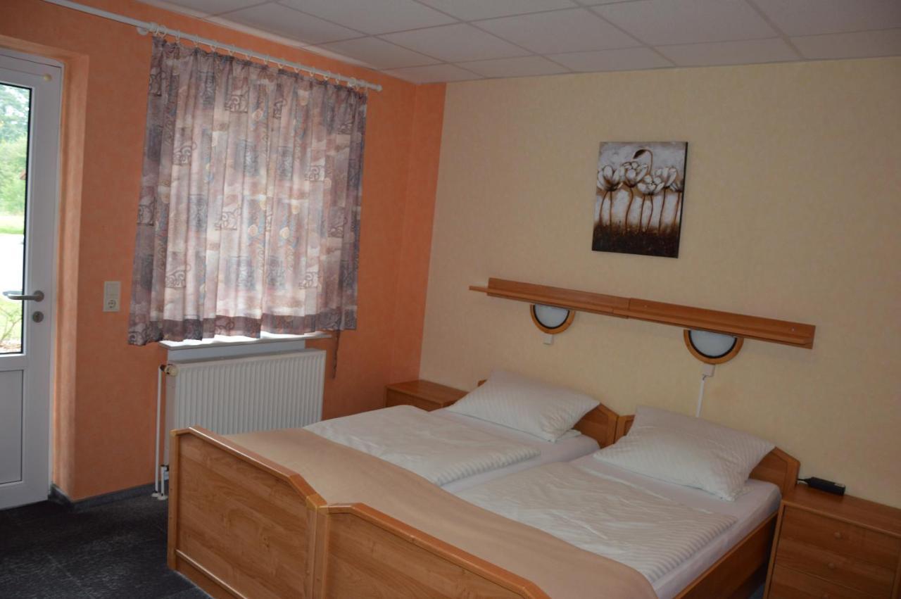 Hotel-Garni "Hof Von Hannover" Wittmund Exterior photo