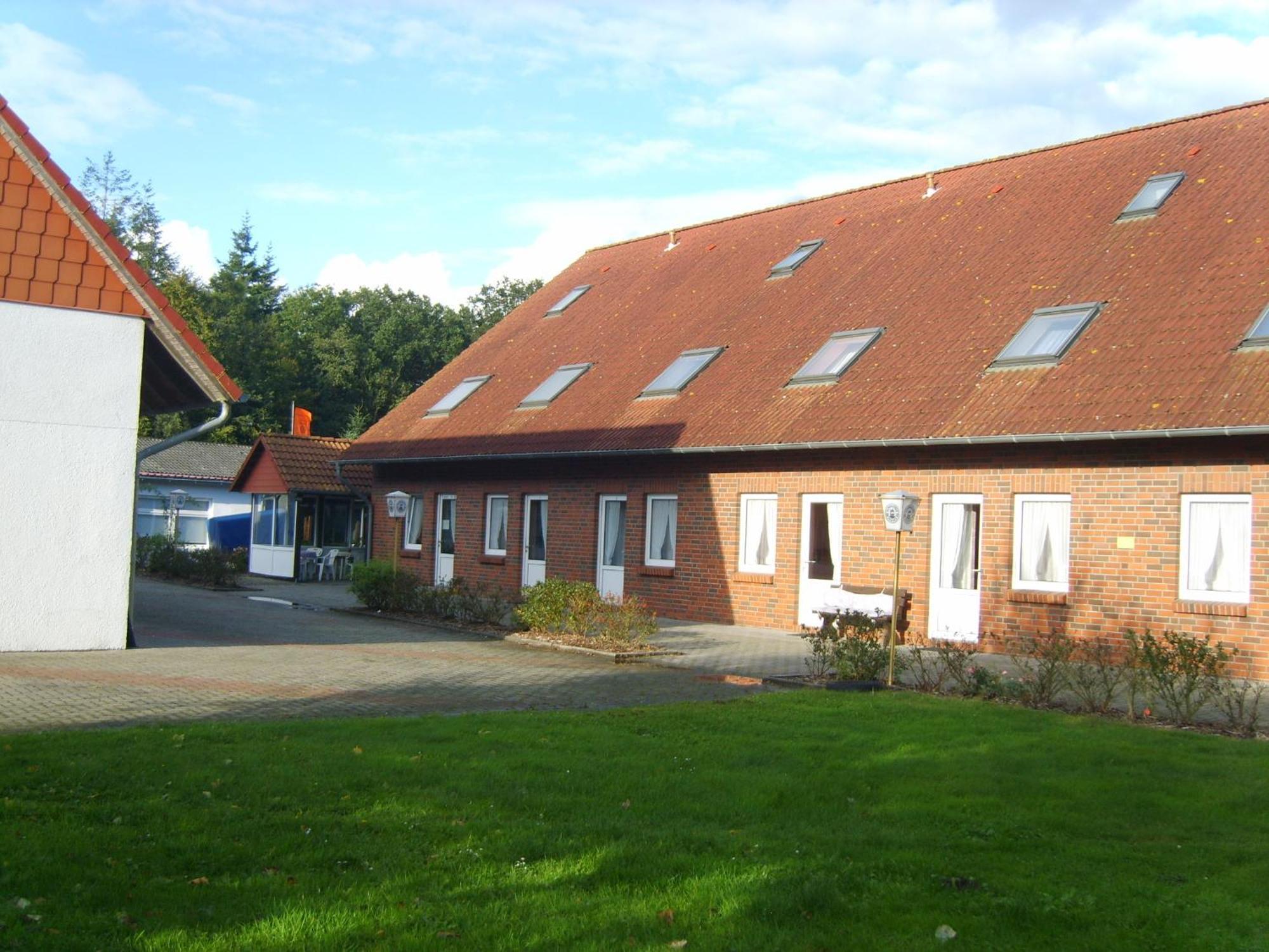 Hotel-Garni "Hof Von Hannover" Wittmund Exterior photo